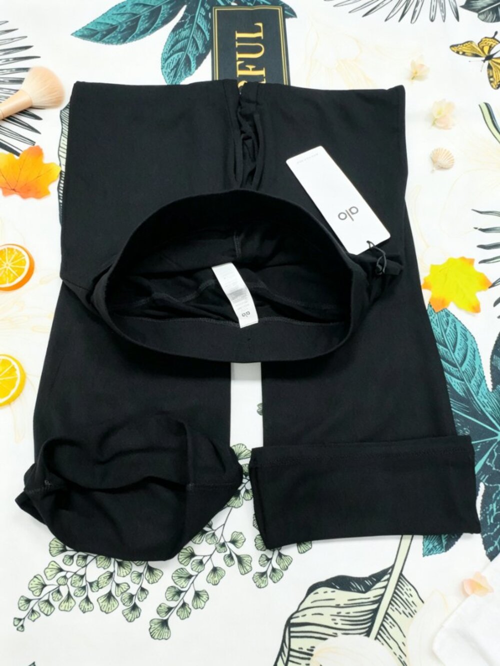 ALO Yoga NWT Sway Bootcut Sweatpant Black Elongating Lounge Pants🖤 - Picture 6 of 16